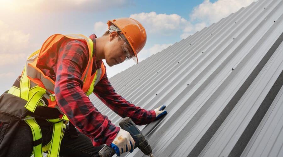 Professional Emergency Roof Repairs services in Hensley, WV